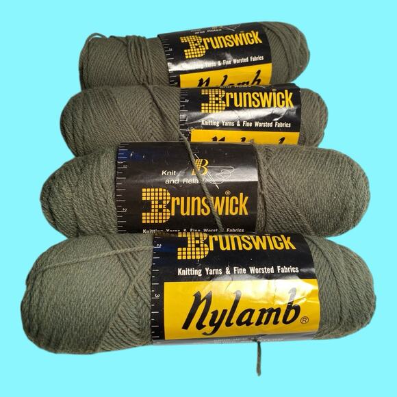 VTG 4 Skeins Lot Brunswick Nylamb Fingering Blend Yarn 55/45 Weight Loden - Picture 1 of 8